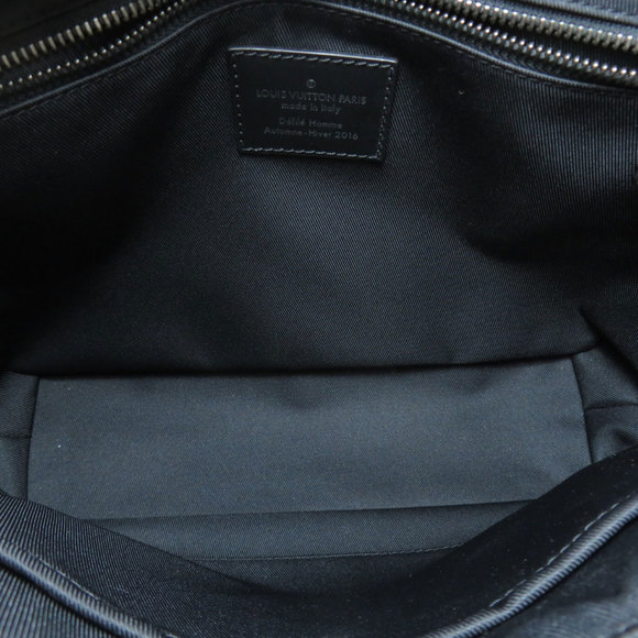 Louis Vuitton Messenger Voyage PM Monogram Eclipse Shoulder Bag - Picture 5 of 9